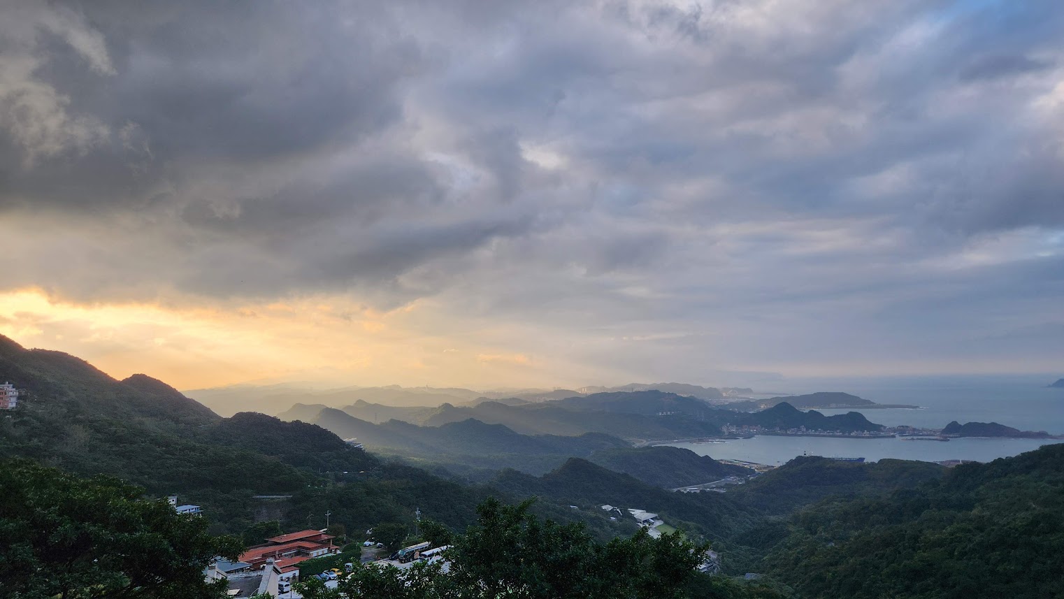 《九份.新北市》素食、蔬食料理餐廳推薦 Vegetarian restaurants in Jiufen New Taipei City Taiwan