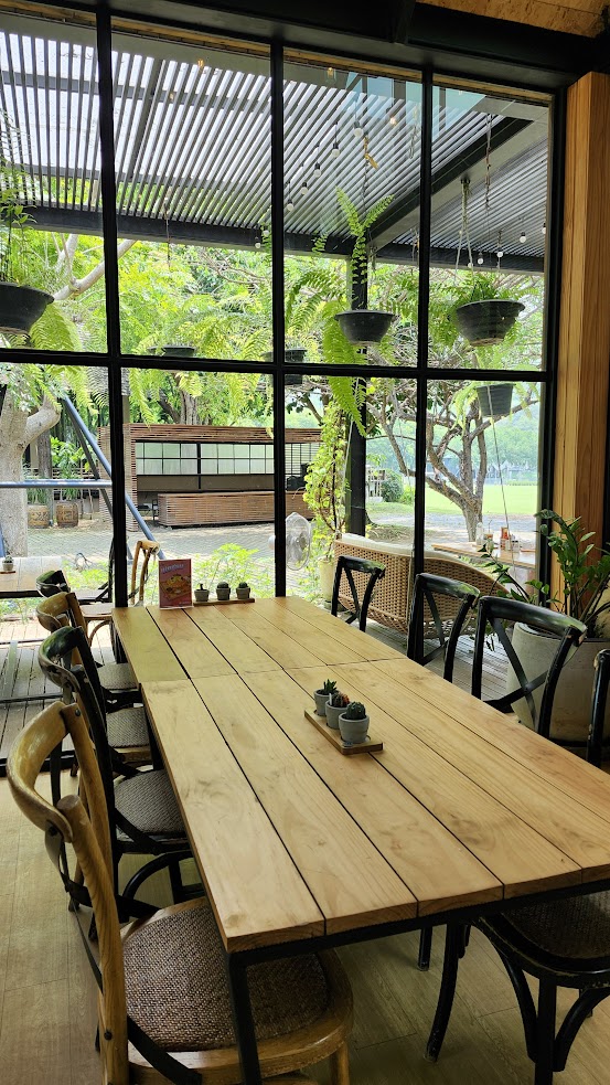 泰國網美咖啡廳 Park Sathorn & The Village 有一家有蔬食菜單唷!皮皮帶你咖啡廳踩點與美拍環境大解密