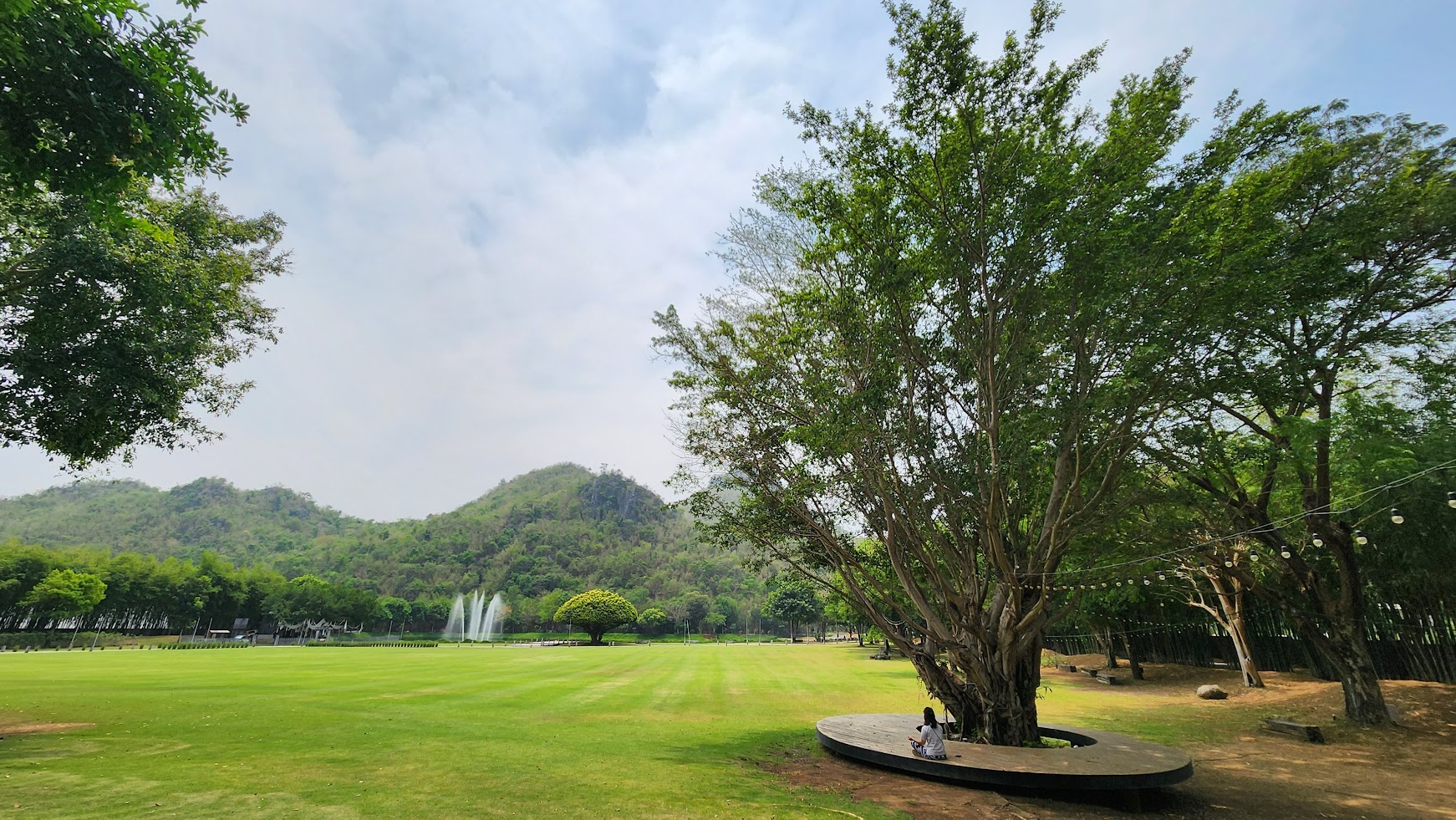 泰國網美咖啡廳 Park Sathorn & The Village 有一家有蔬食菜單唷!皮皮帶你咖啡廳踩點與美拍環境大解密