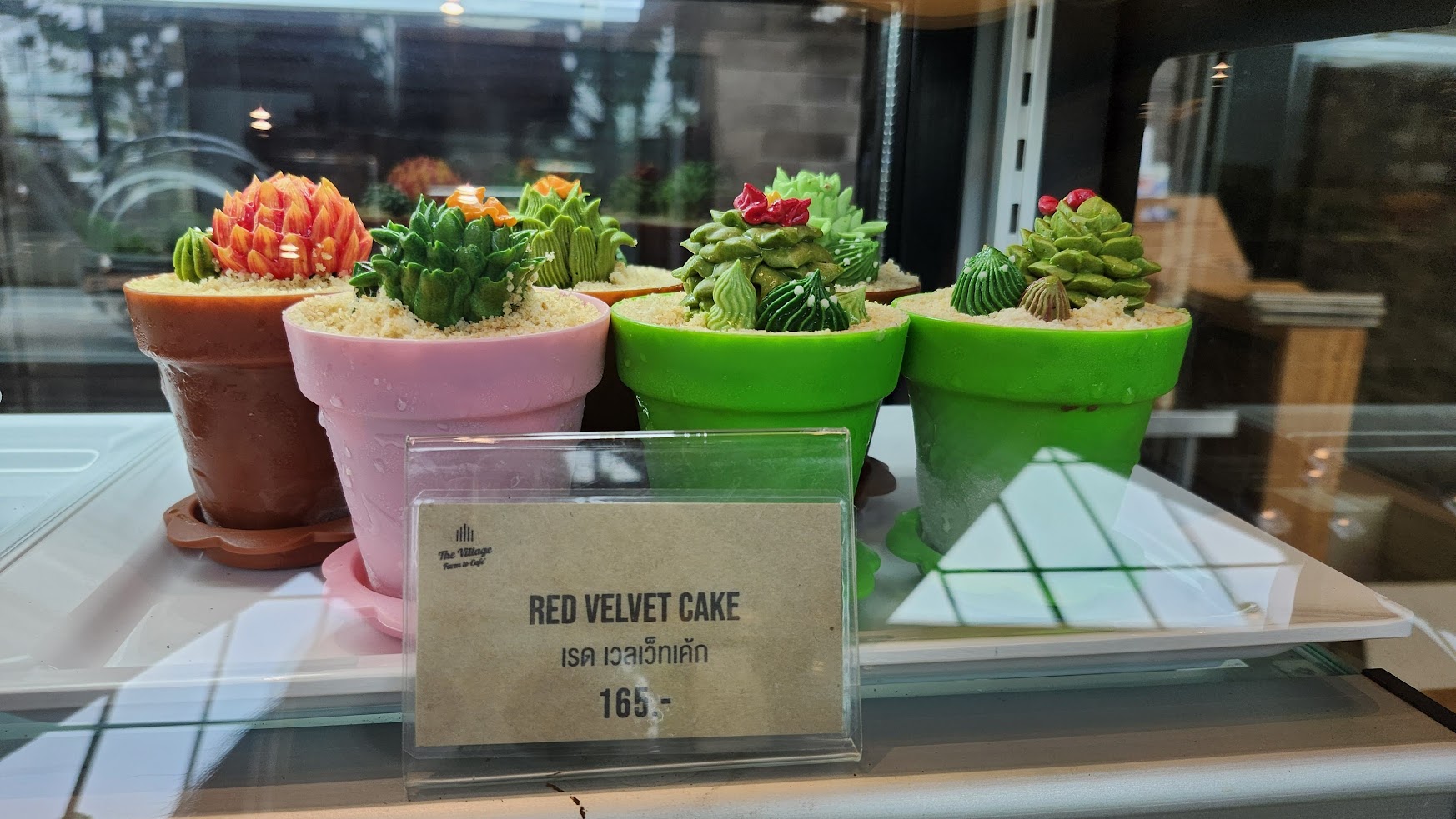 泰國網美咖啡廳 Park Sathorn & The Village 有一家有蔬食菜單唷!皮皮帶你咖啡廳踩點與美拍環境大解密